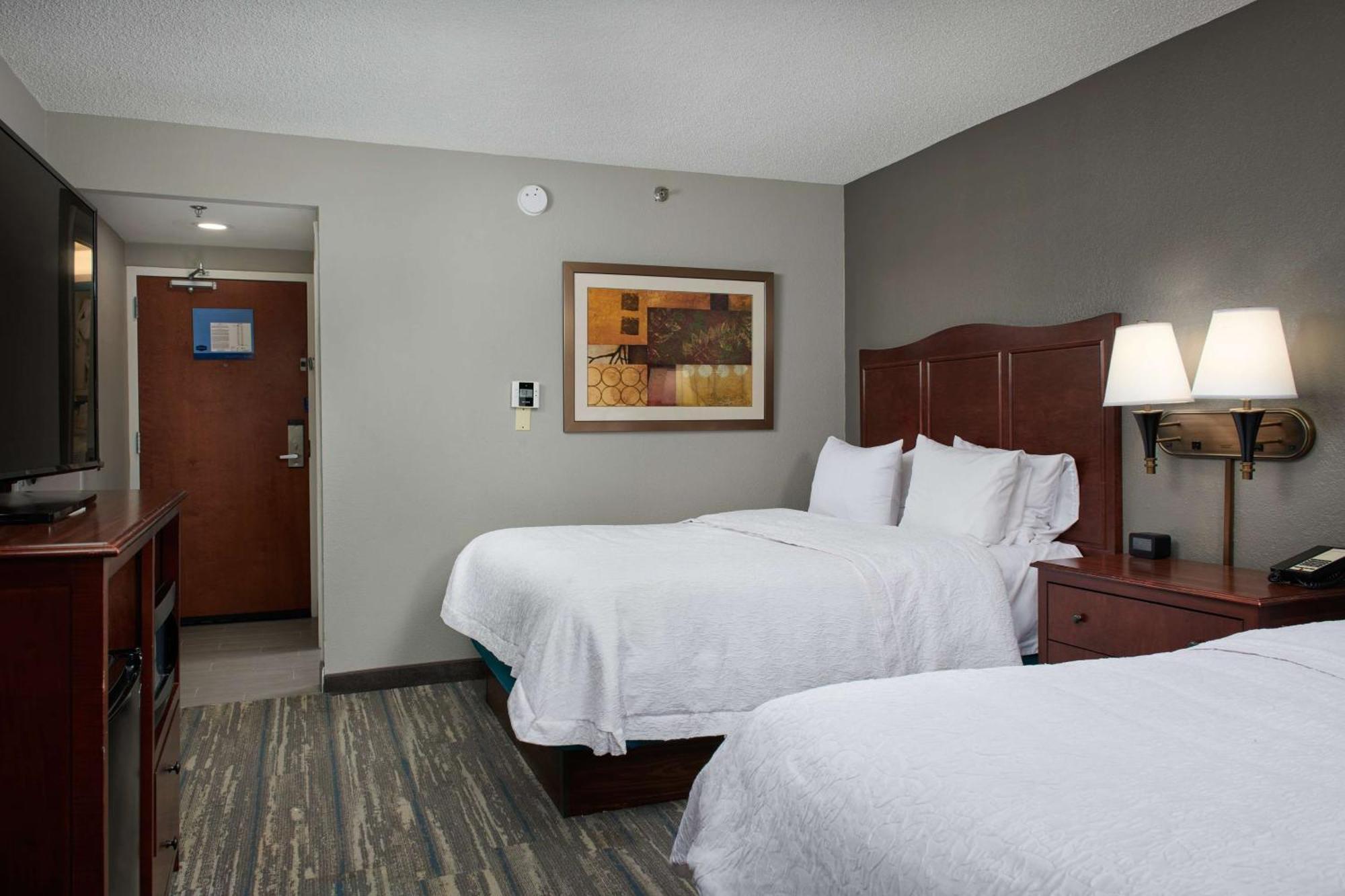Hampton Inn Atlanta-Cumberland Mall/Cobb Galleria Area Смирна Екстер'єр фото